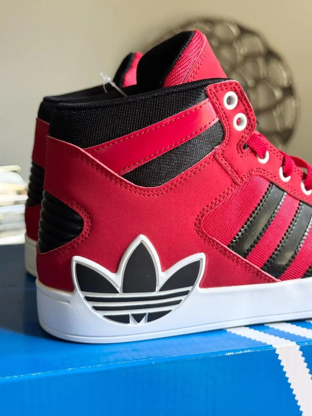 Adidas Originals Hard Court Hi J Red Black High Top Sneakers US 6 - NIB